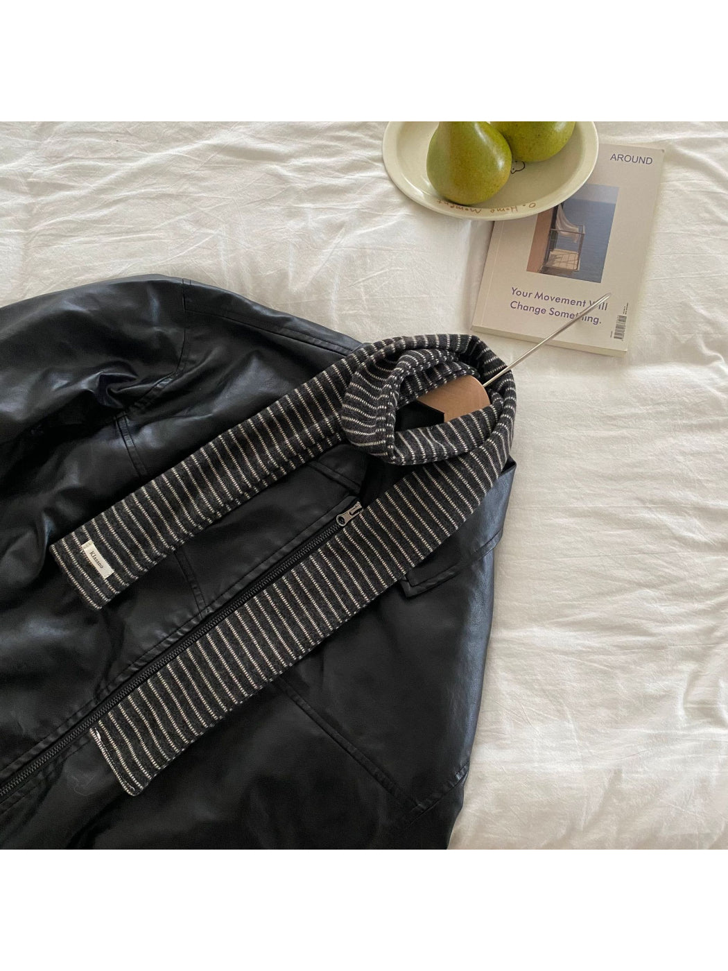 Scarvii - Fine Stripe Ribbed Knit Scarf
