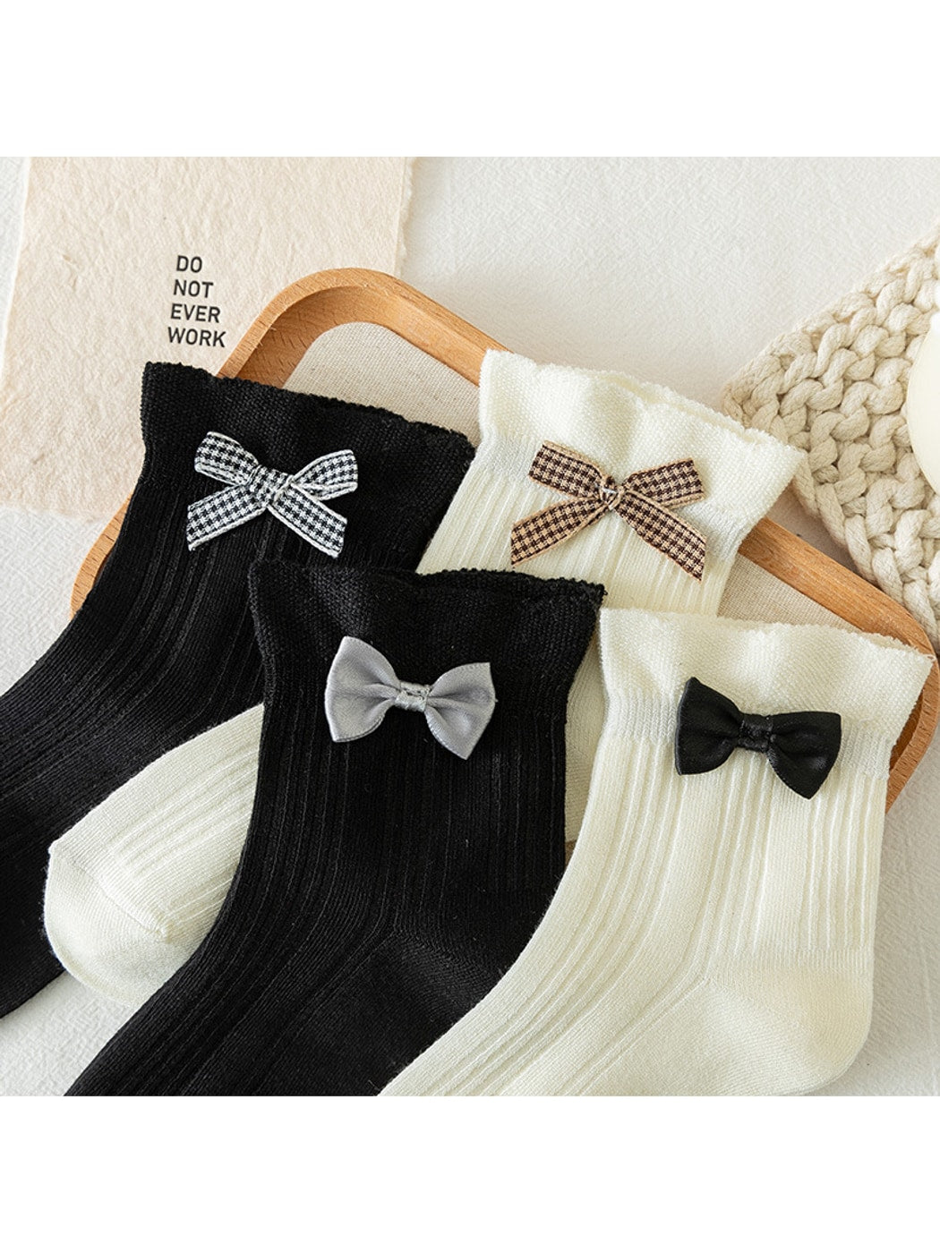 Rufia - Simple Bow Detail Ribbed Crew Socks