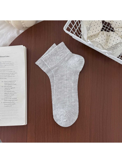 Rufia - Elegant Solid Color Openwork Ankle Socks