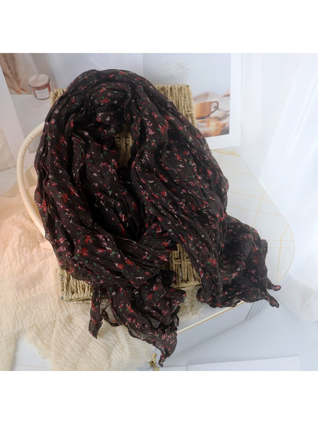 Scarvii - Ditsy Floral Crinkle Scarf