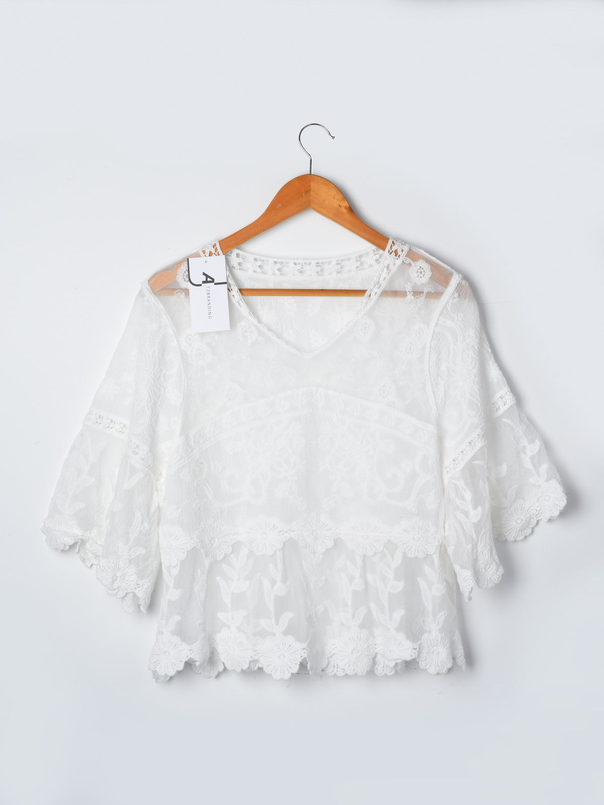 Crosa - Floral Bell Sleeve Pullover