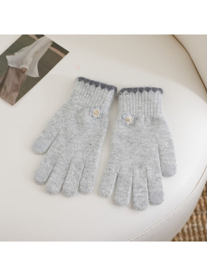 Gloving - Floral Accent Touchscreen Gloves