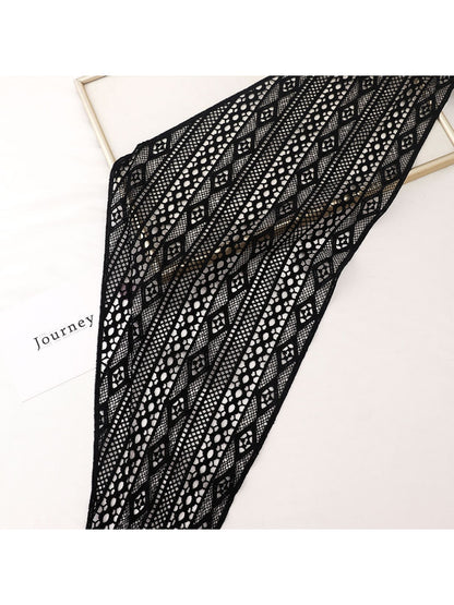 Scarvii - Retro Hollow Triangle Bandana Scarf