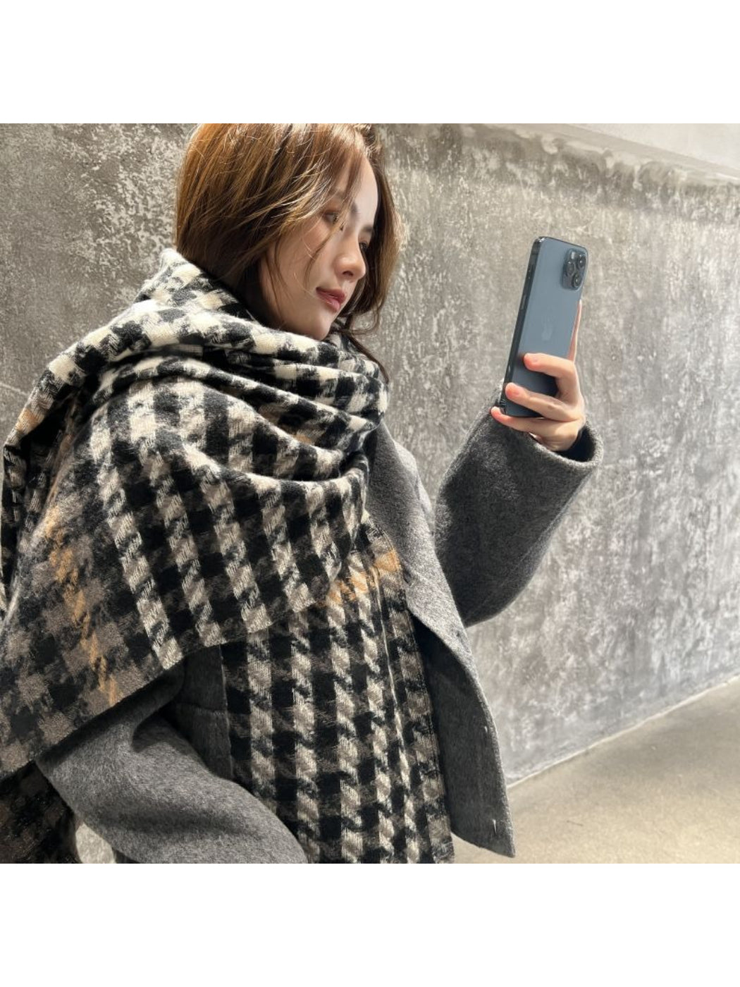 Scarvii - Oversized Houndstooth Winter Scarf