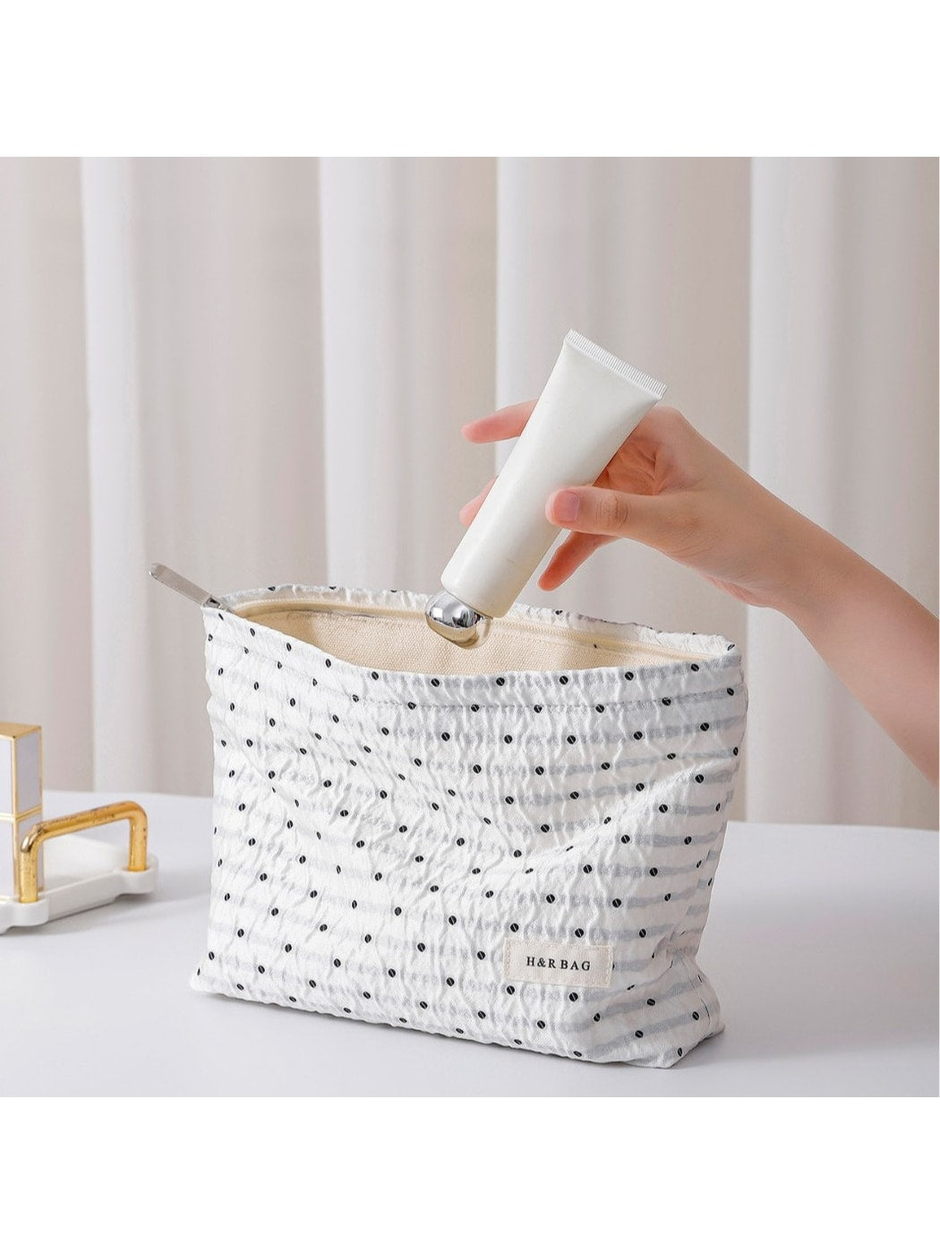 Cosbai - Portable Polka Dot Printed Makeup Bag