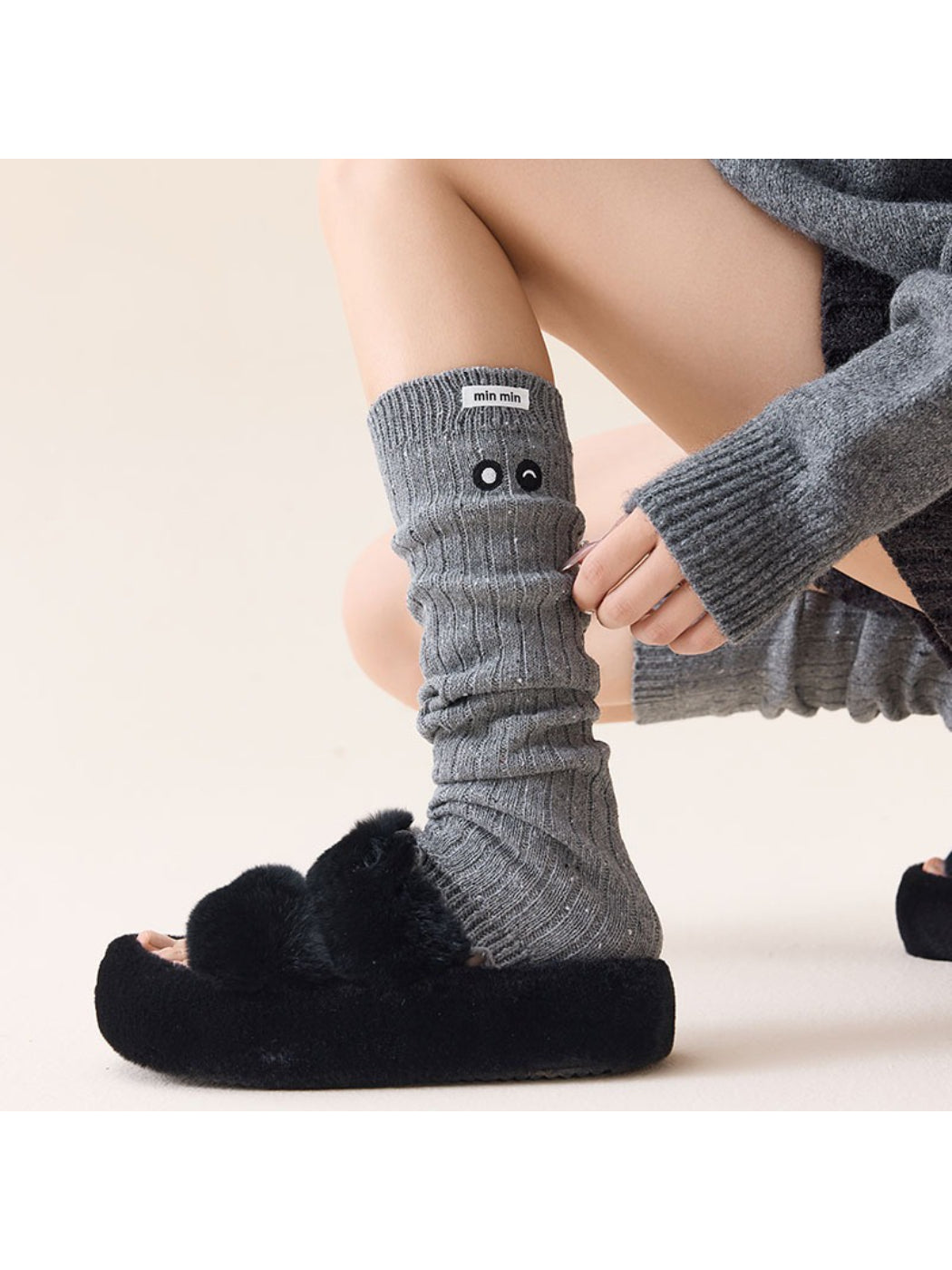 Rufia - Cute Face Slouchy Knit Winter Leg Warmers