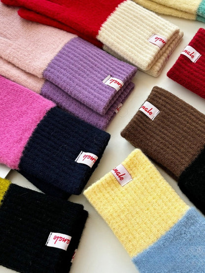 Gloving - Warm Knit Gloves