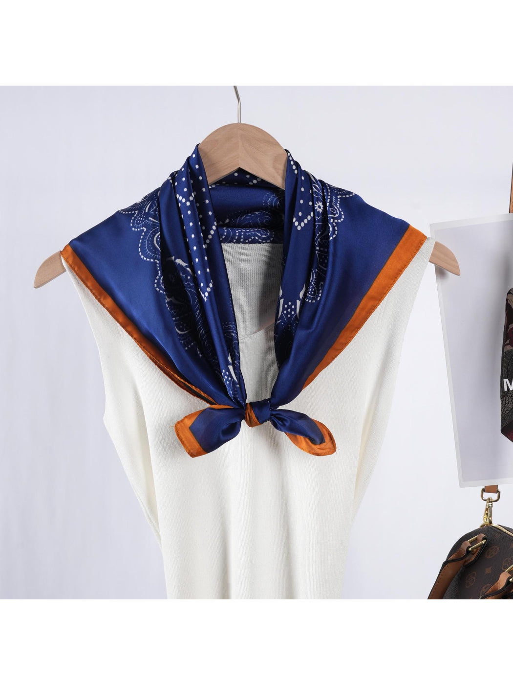 Scarvii - Classic Paisley Border Square Scarf