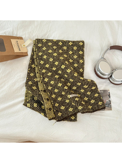 Scarvii – Cozy Tiny Flower Knit Scarf