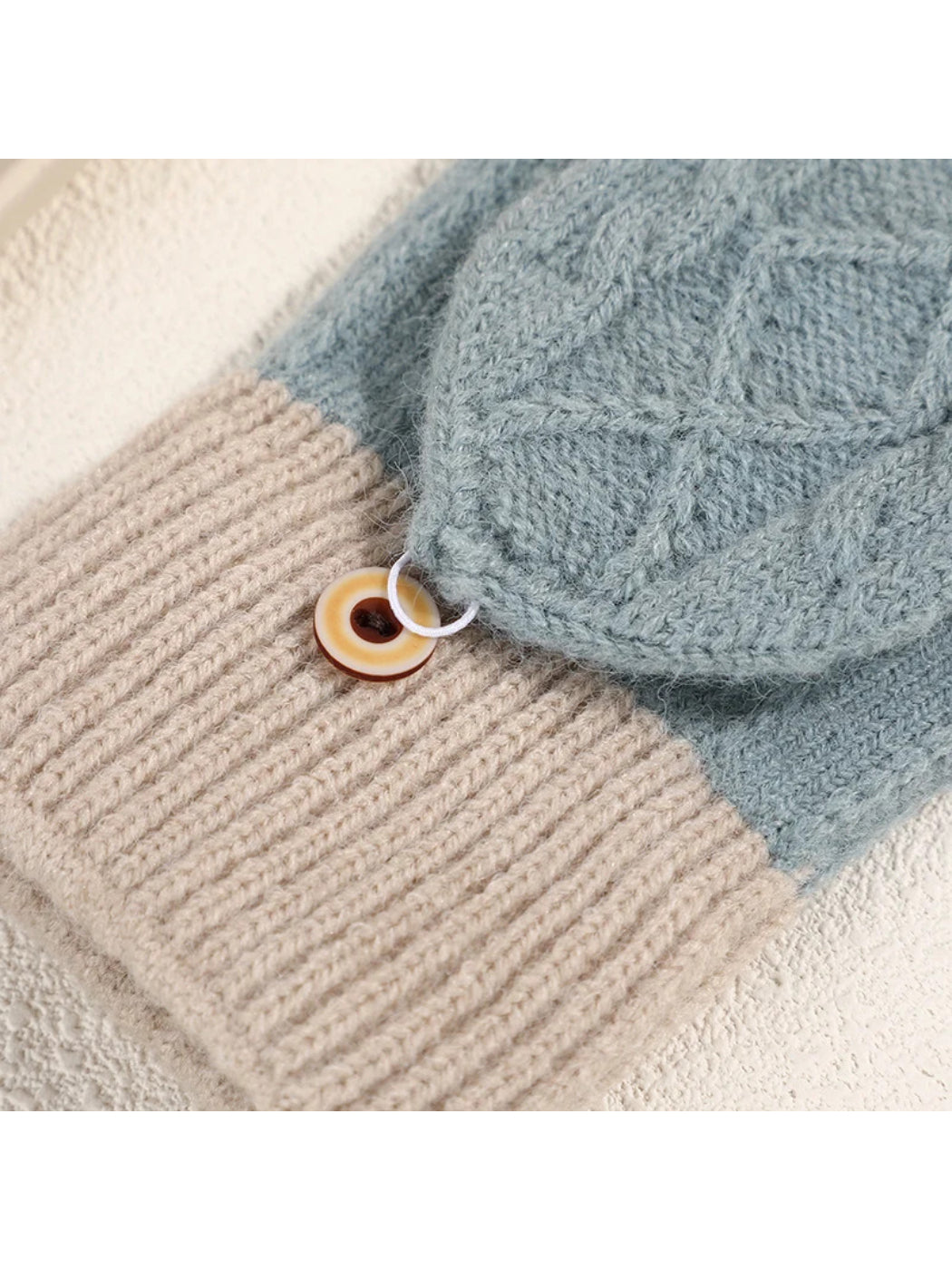 Gloving - Cable Knit Fold-Over Fingerless Gloves
