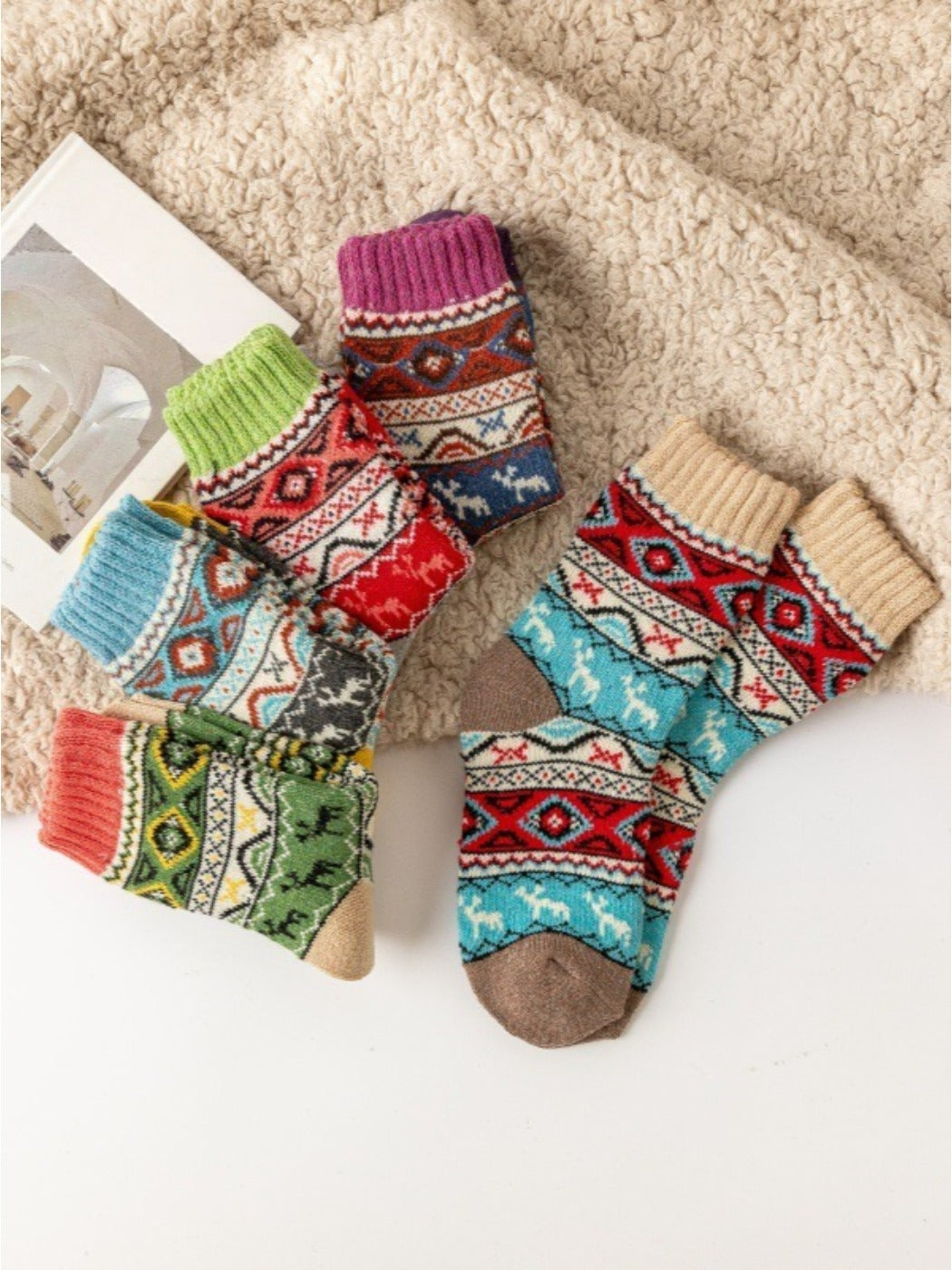Rufia - Colorful Retro Thick Mid-Calf Winter Socks - 5 Pairs/Pack