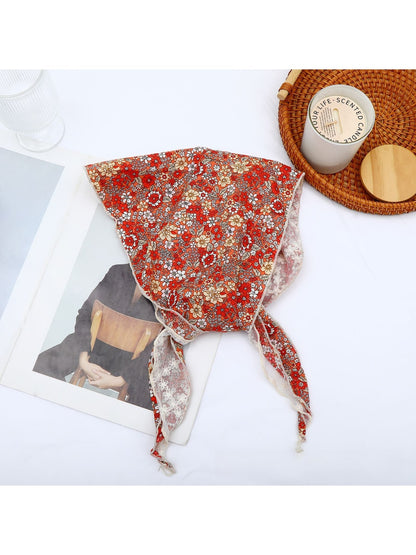 Scarvii - Floral Lace Trim Decorative Triangle Bandana