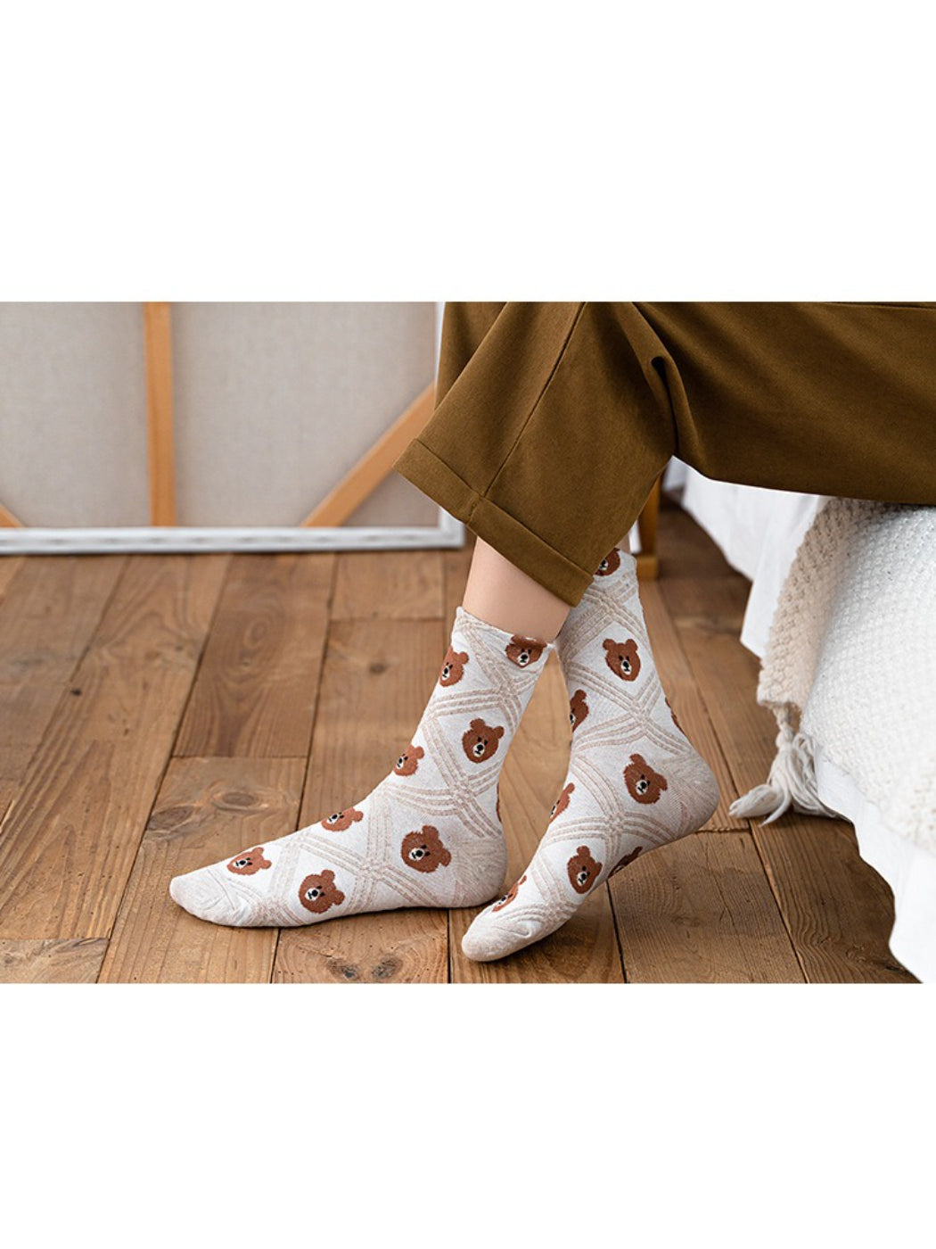 Rufia - Cozy Bear Pattern Crew Socks