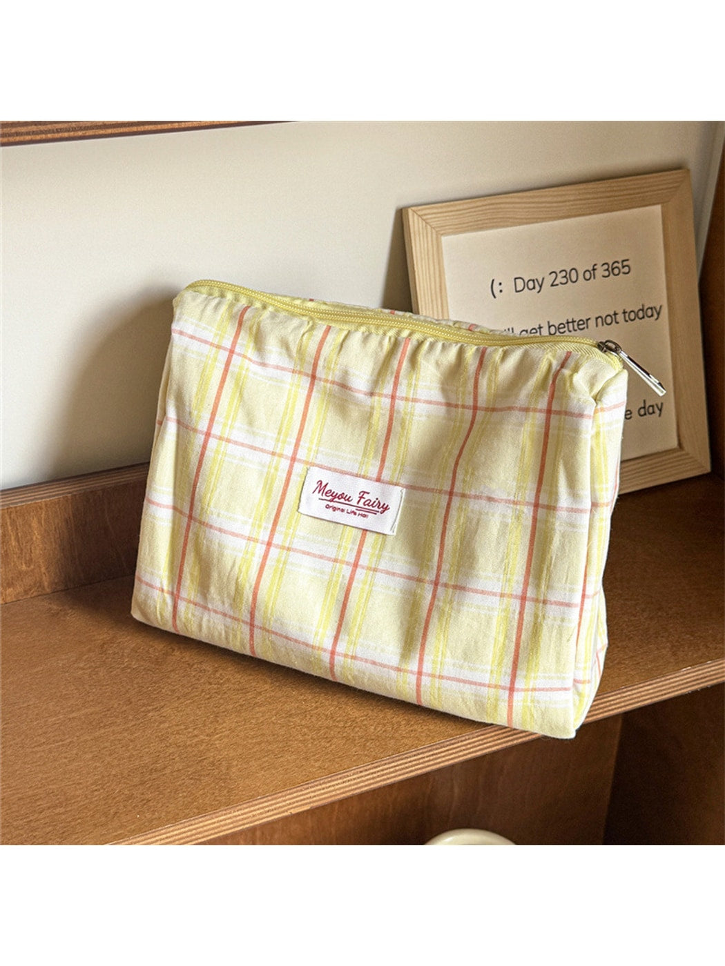 Cosbai - Plaid Zipper Cosmetic Organizer Bag