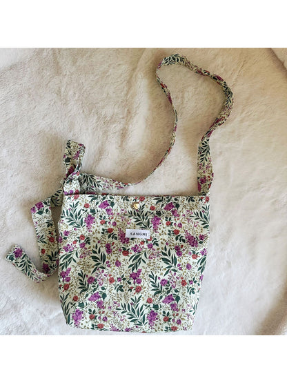 Cosbai - Vintage Garden Pattern Shoulder Bag