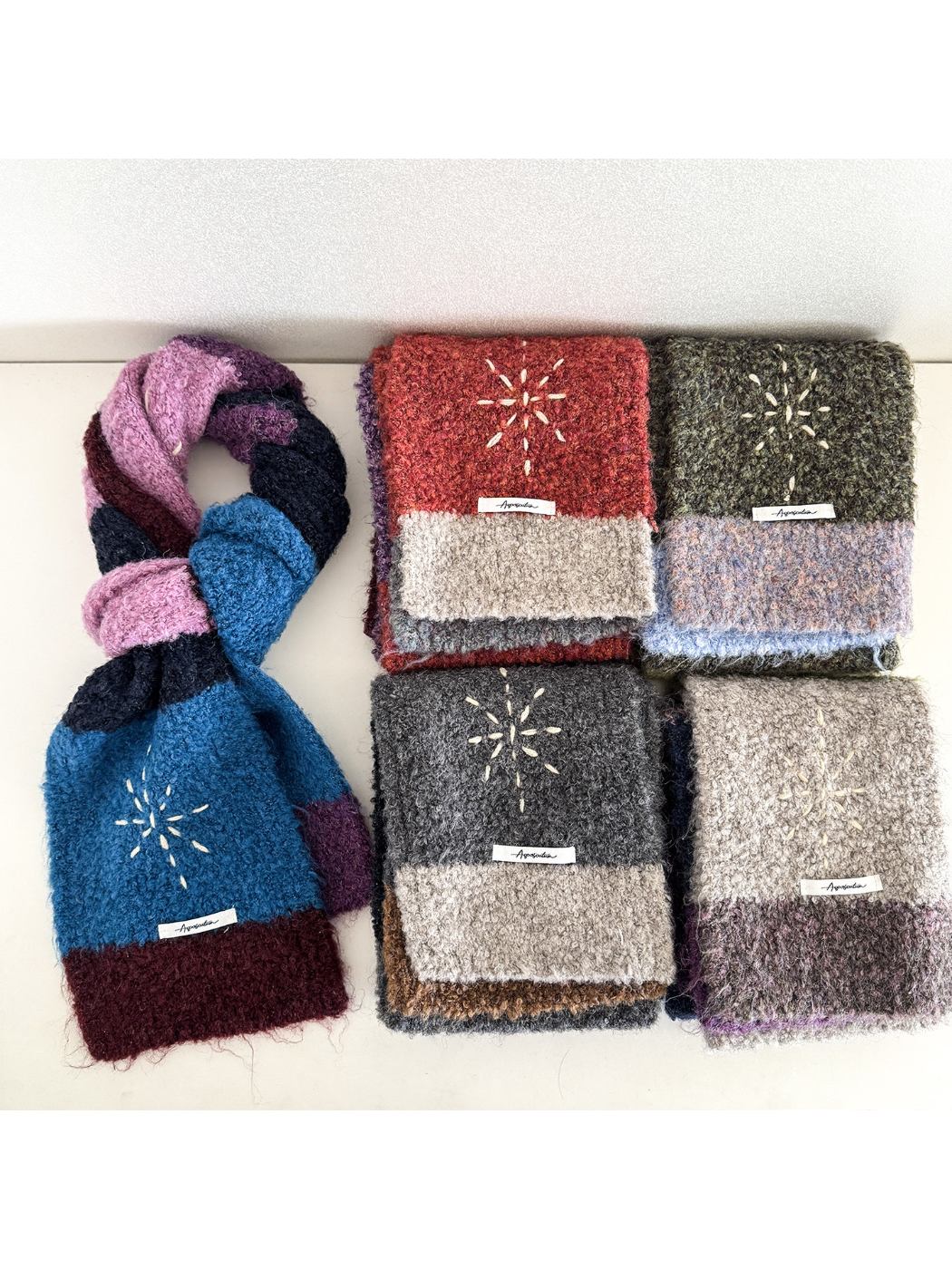 Scarvii - Starburst Color Block Knit Scarf