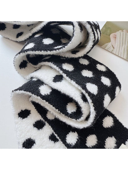 Scarvii - Reversible Soft Dot Scarf