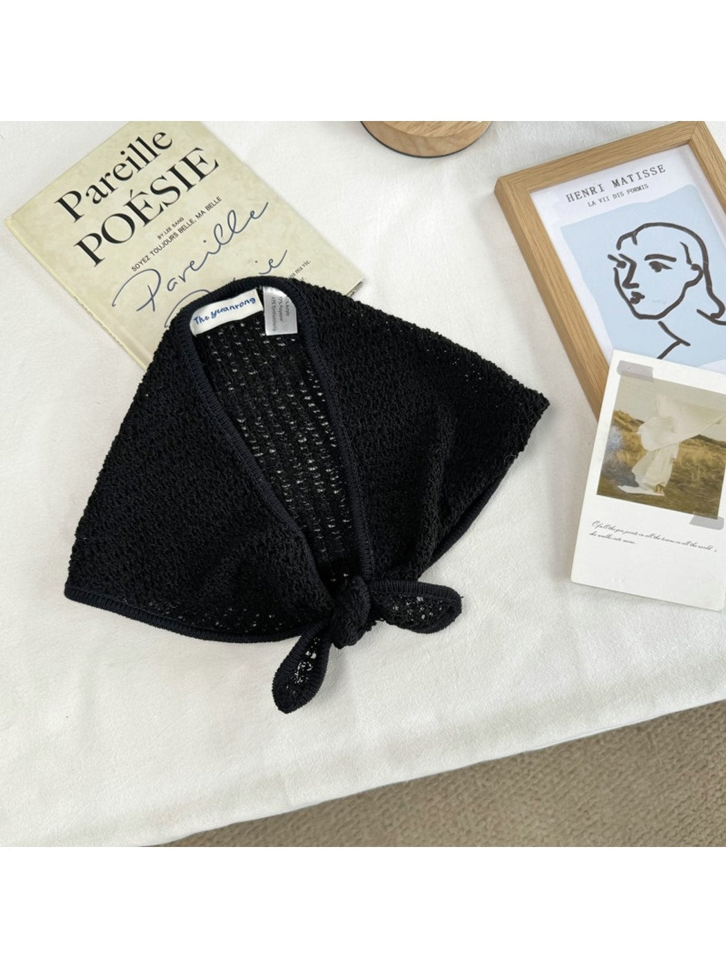 Scarvii - Minimal Solid Color Knit Triangle Scarf