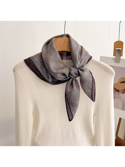 Scarvii - Vintage Four-petal Floral Printed Square Scarf