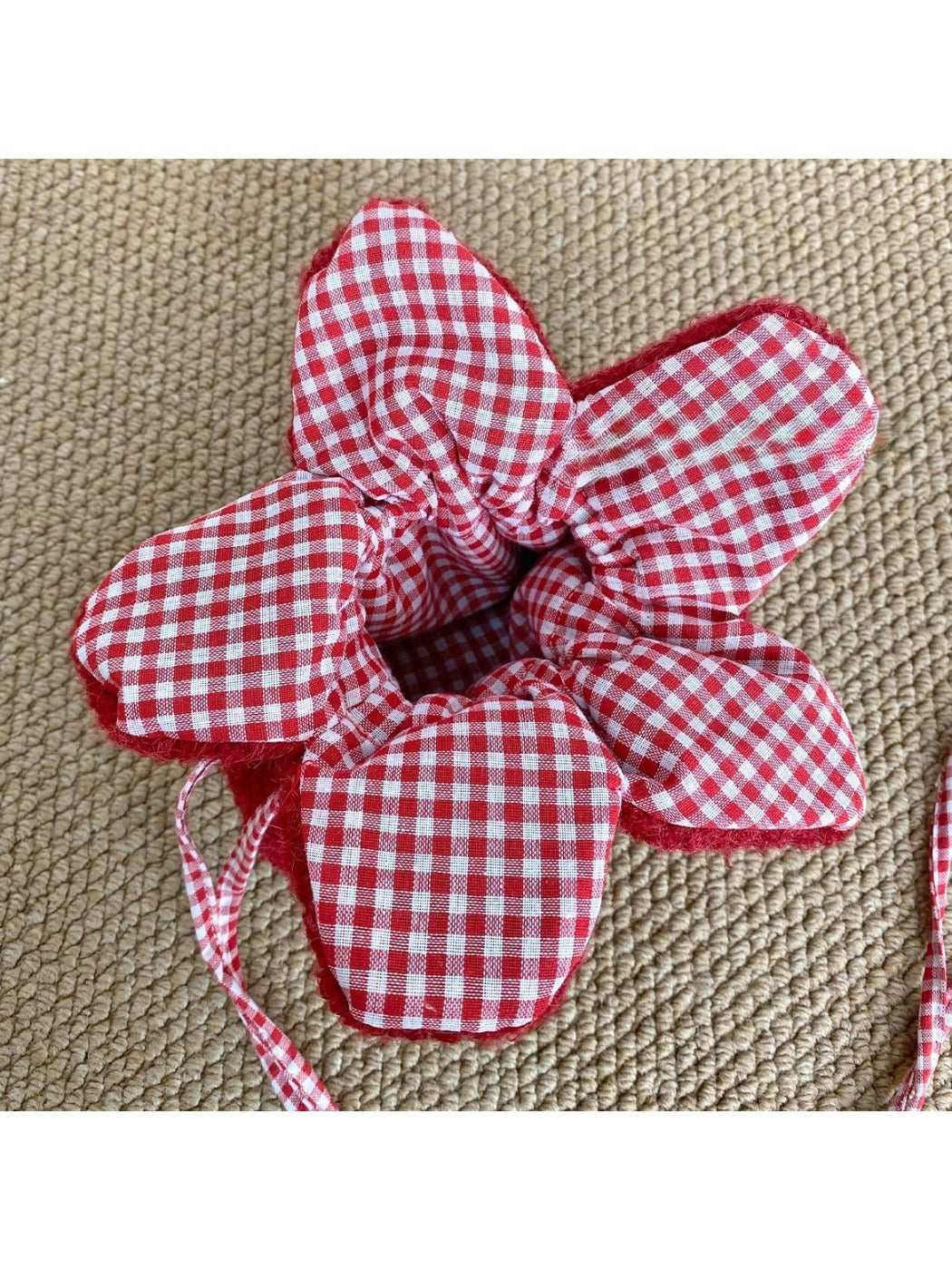 Cosbai - Drawstring Bag with Fluffy Flower