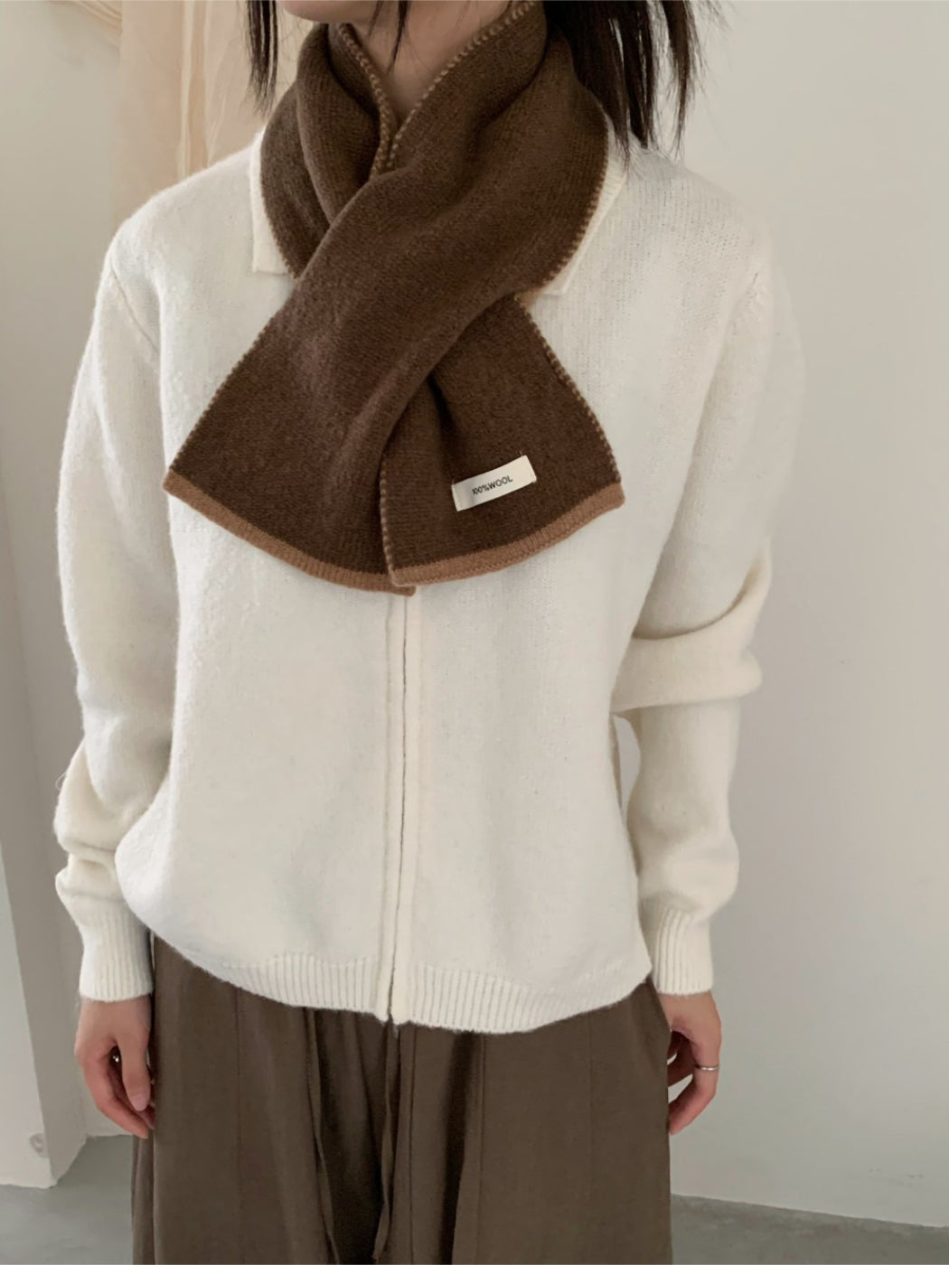 Scarvii - Two-Tone Contrast Border Scarf