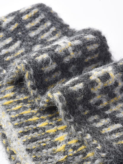 Scarvii - Two-Tone Knitted Scarf with Slip-Through Design