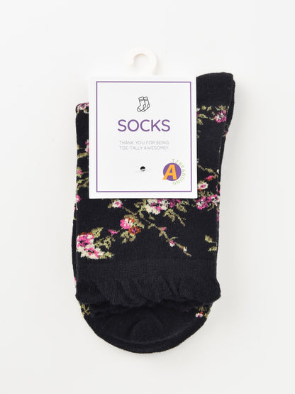 Rufia - Vintage Floral Lace Pattern Socks