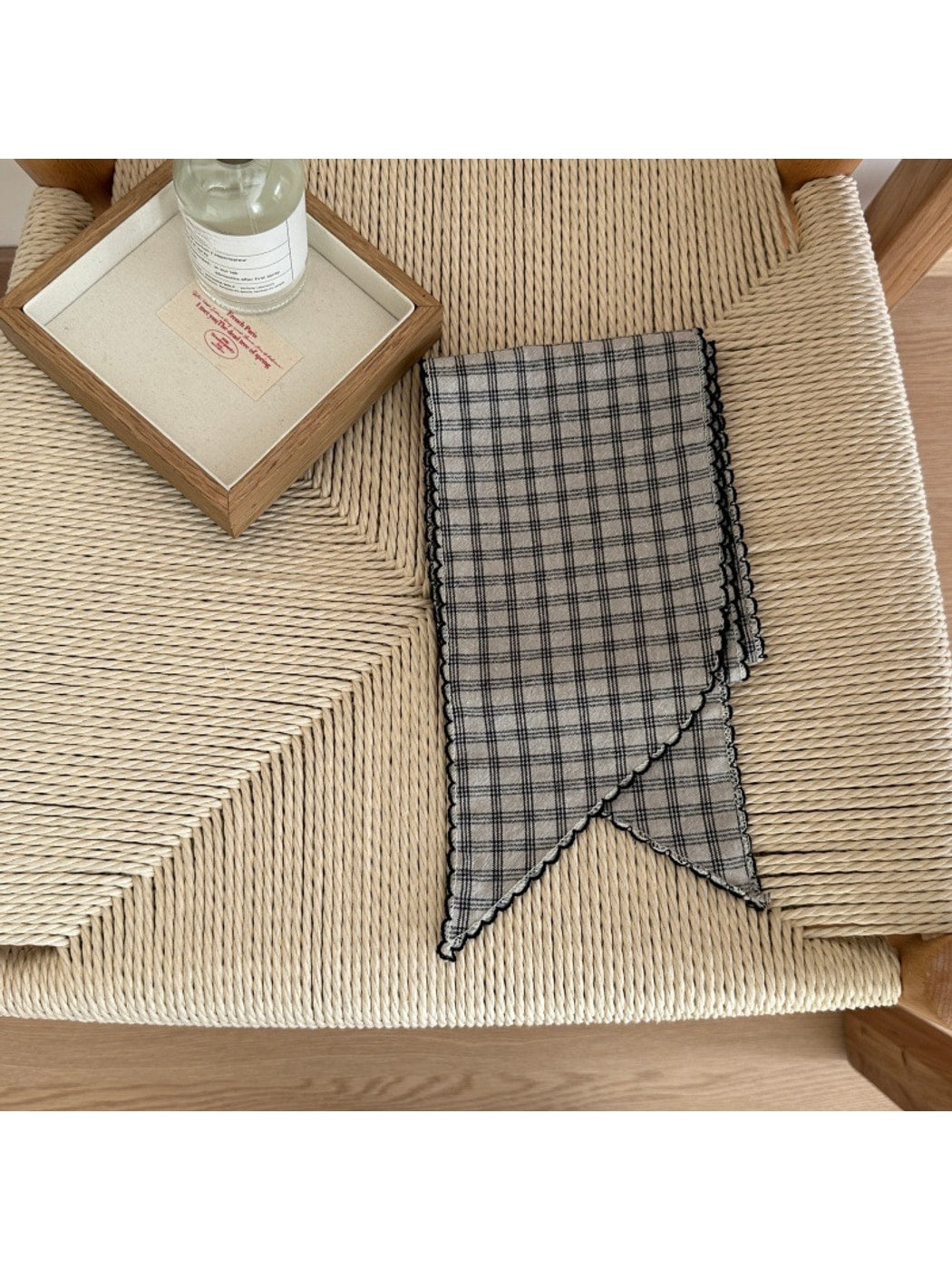 Scarvii - Retro Plaid Long Scalloped Edge Scarf