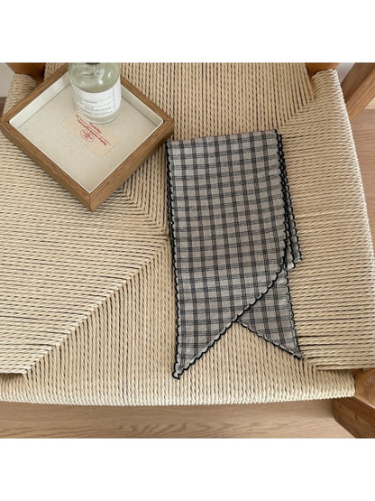 Scarvii - Retro Plaid Long Scalloped Edge Scarf