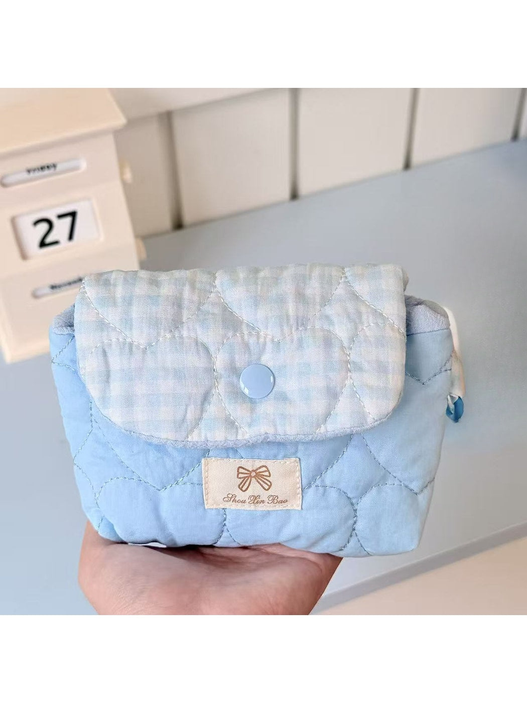 Cosbai - Floral Quilted Envelope Shape Pouch Bag