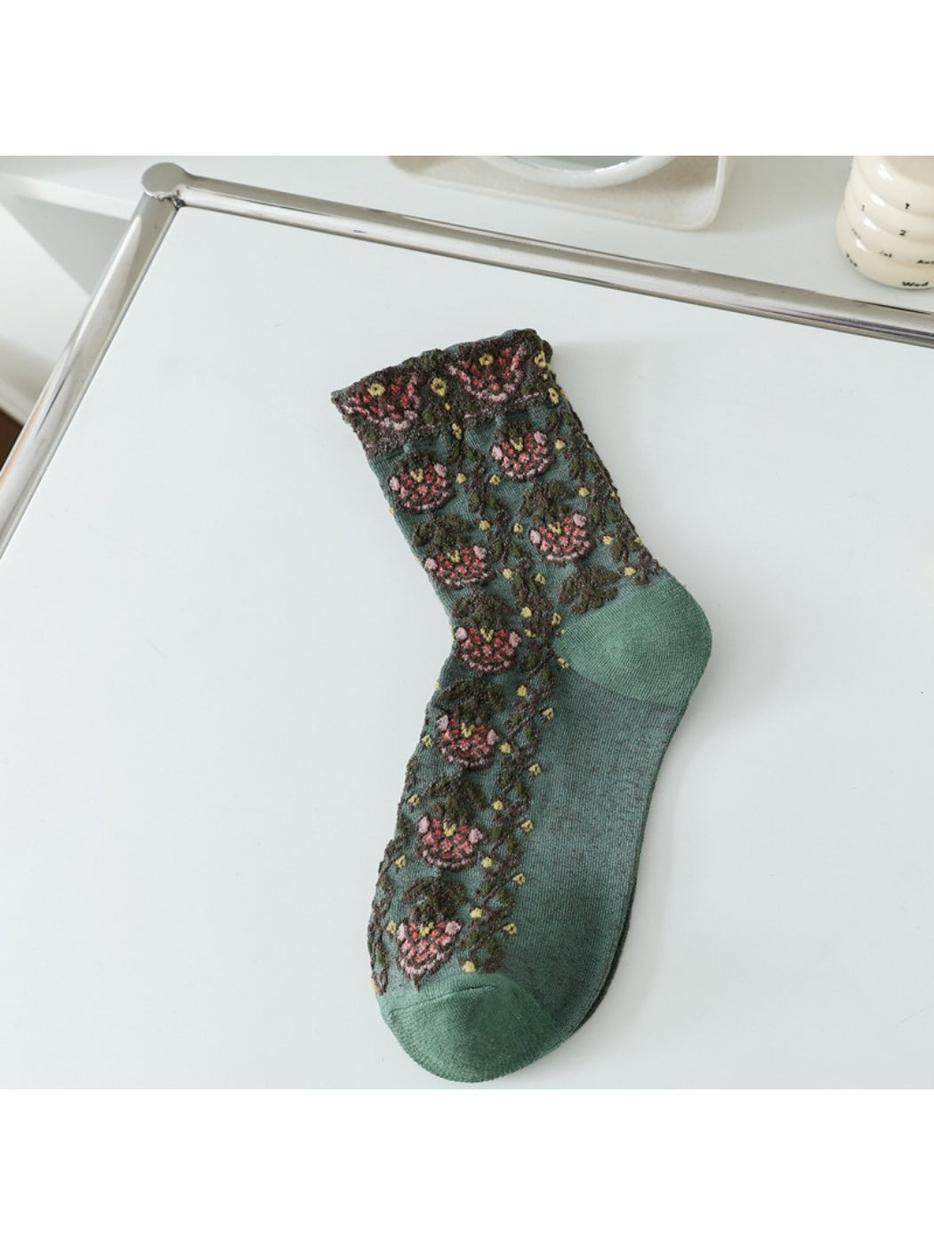 Rufia - Raised Floral Texture Crew Socks