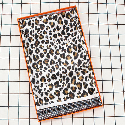 Scarvii - Leopard Print Scarf