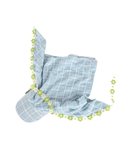 Haila - Daisy Trim Plaid Scarf Cap