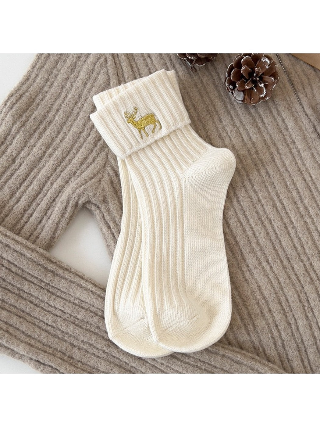 Rufia - Cute Holiday Motif Ribbed Crew Socks