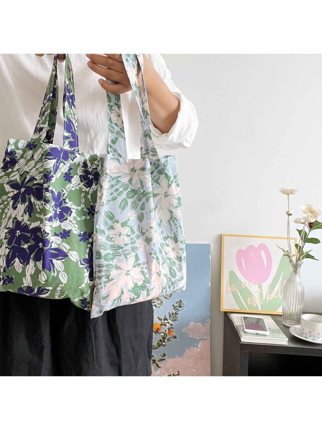 Side view of Cosbai Soft Botanical Shopper Bag showing its spacious interior