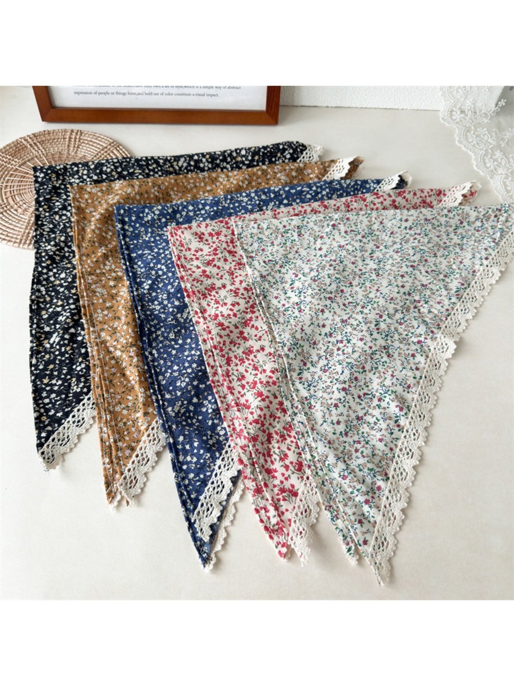 Scarvii - Ditsy Floral Lace Trim Triangle Scarf