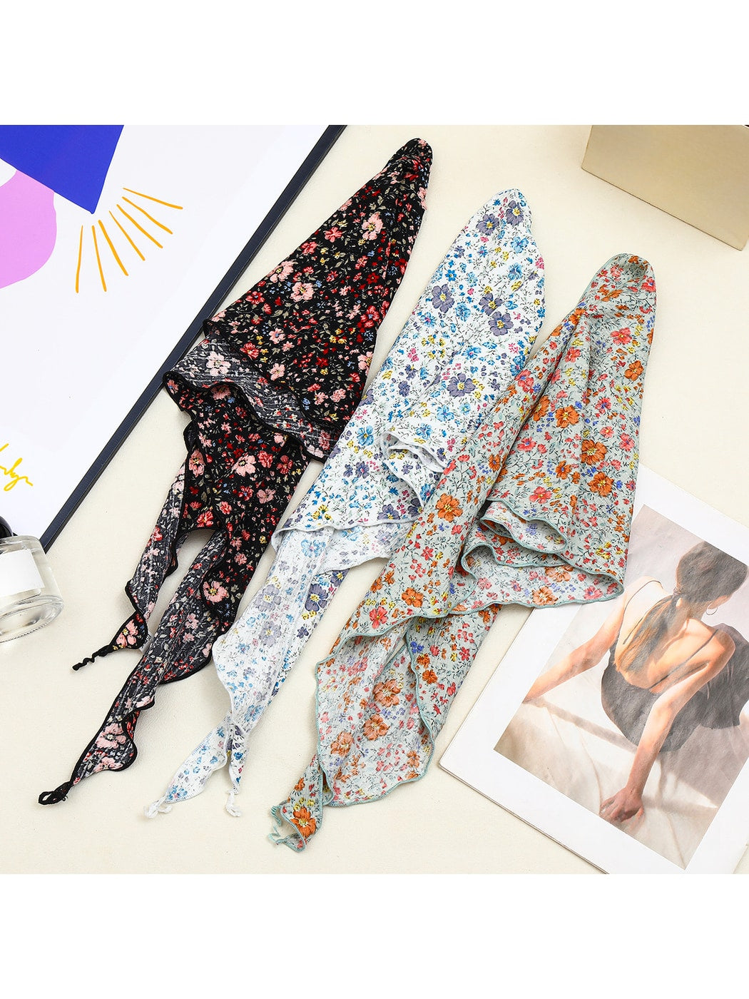 Scarvii - Romantic Floral Ruffled Triangle Bandana