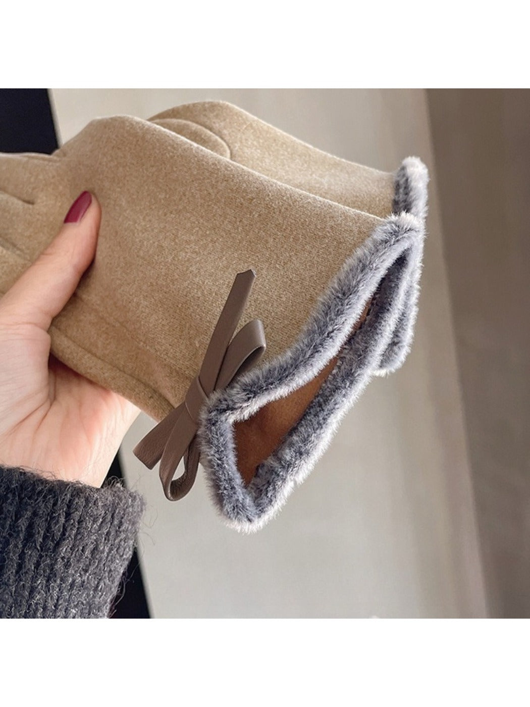 Gloving - Women's Winter Touchscreen Gloves with bow