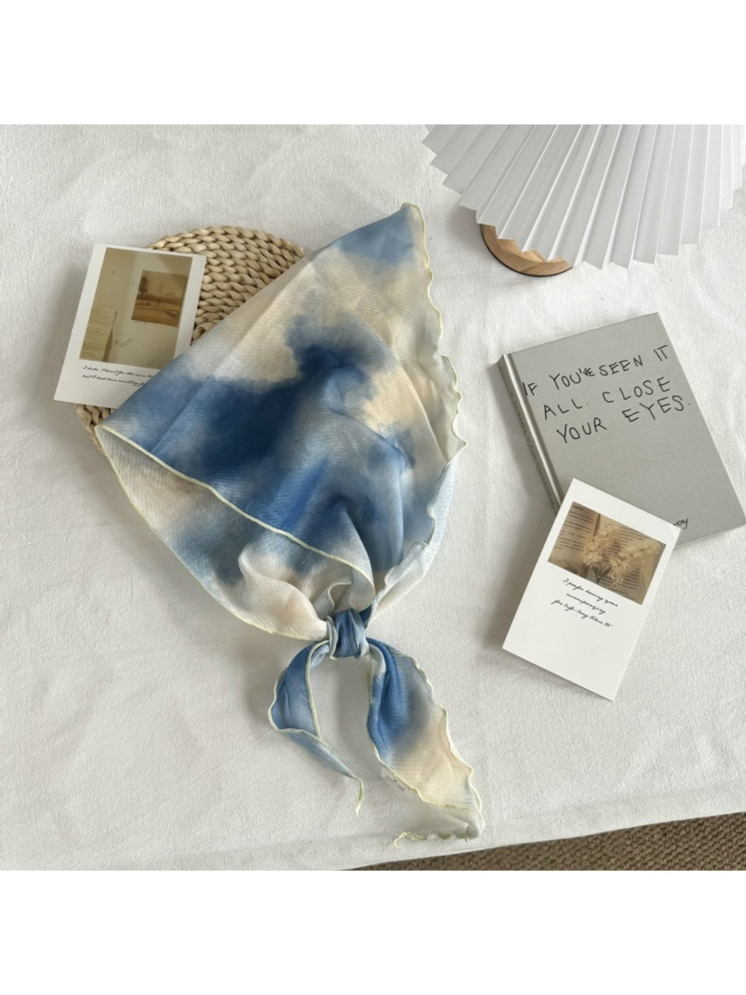 Scarvii - Elegant Classic Printed Triangle Scarf