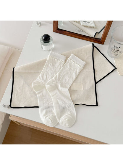 Rufia - Classic Ruffle Pattern Crew Socks