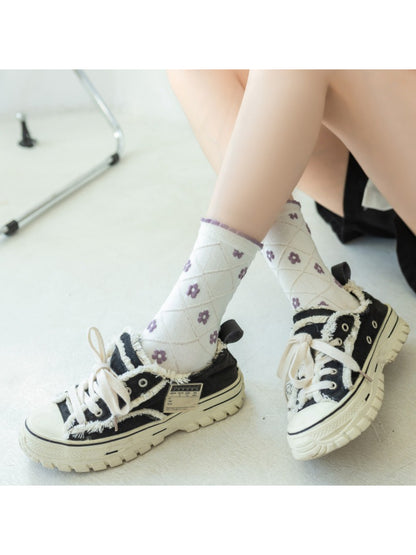 Rufia - Sweet Floral Textured Crew Socks product image 3