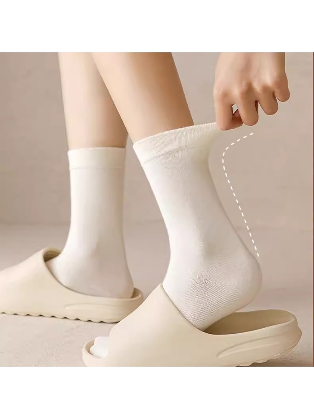 Rufia - Classic Creamy Solid Color Crew Socks