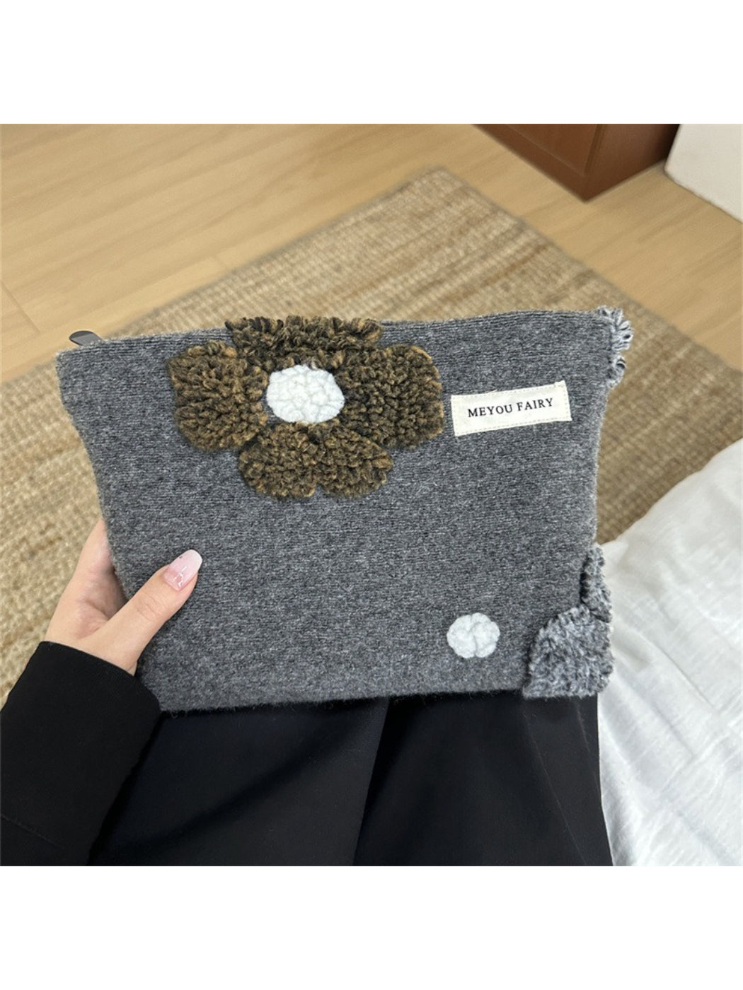 Cosbai - Cozy Flower Texture Pouch