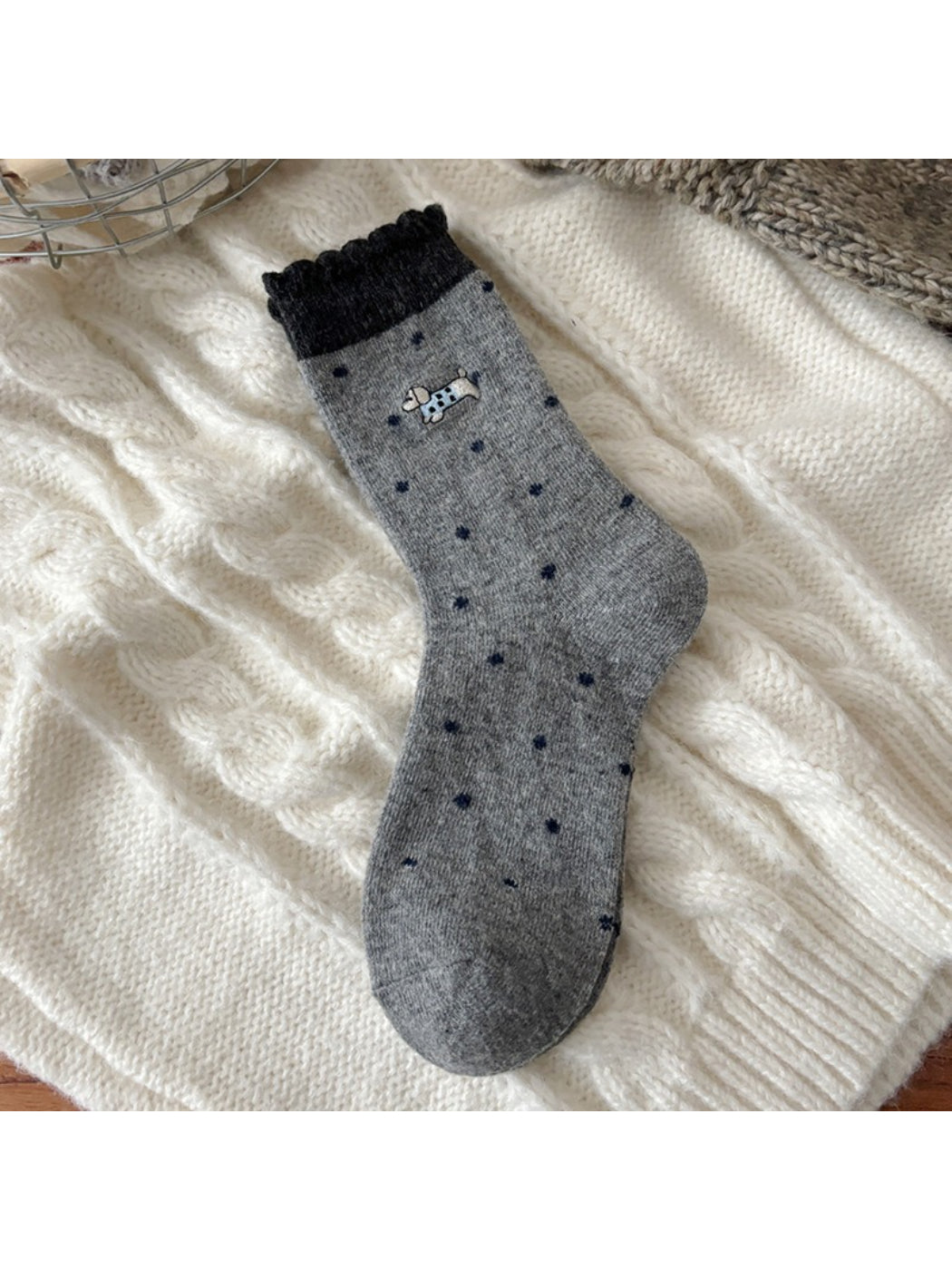 Rufia - Cute Puppy Embroidered Dot Crew Socks