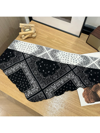 Scarvii - Black White Patchwork Style Diamond Shaped Scarf