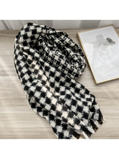 Scarvii - Classic Houndstooth Fringe Scarf