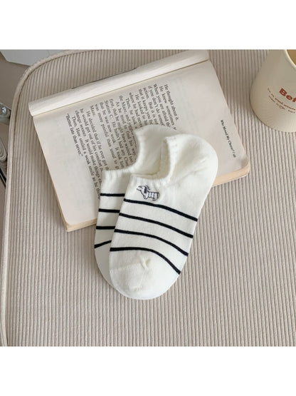 Rufia Dog Stripe No Show Socks laid out showing full dog stripe pattern on white background