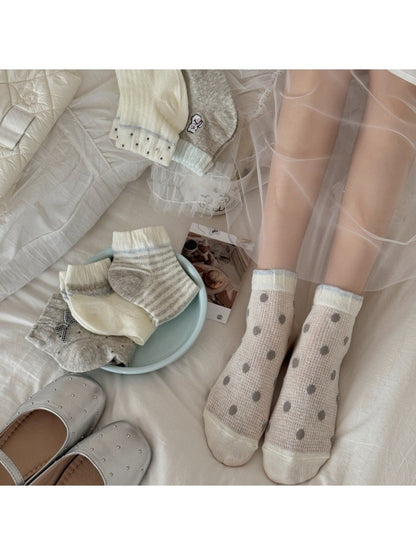 Rufia - Simple Patterned Casual Ankle Socks