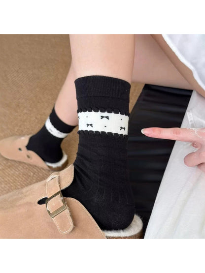 Rufia - Ribbed Cuff Trim Crew Socks