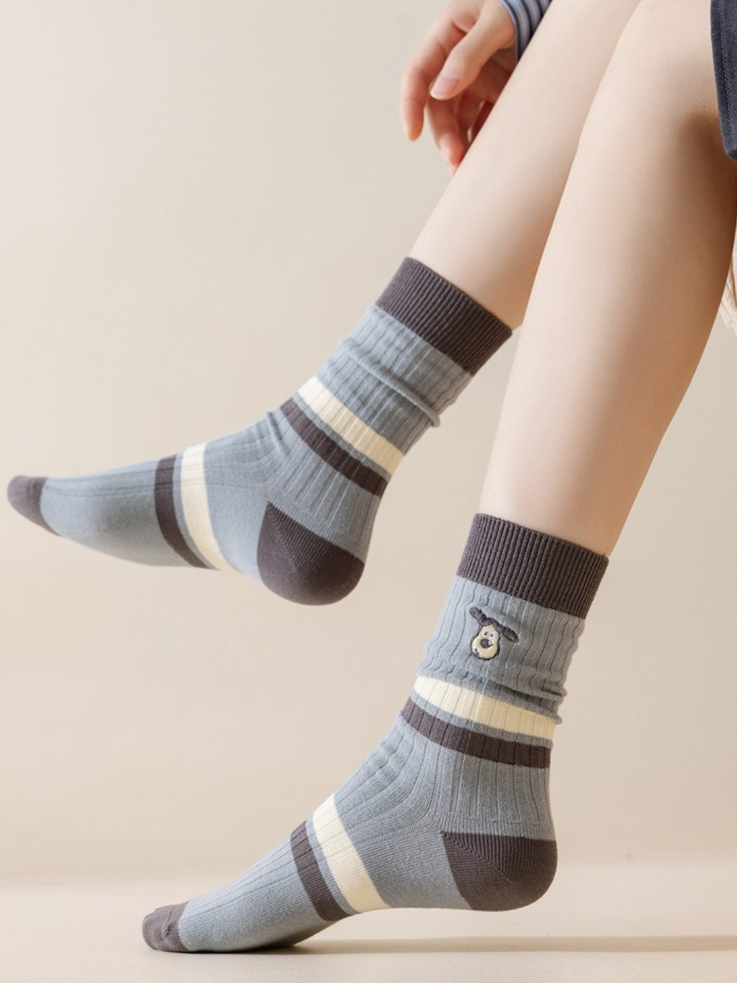 Rufia - Winter Mid-Calf Socks with Puppy & Letter Embroidered